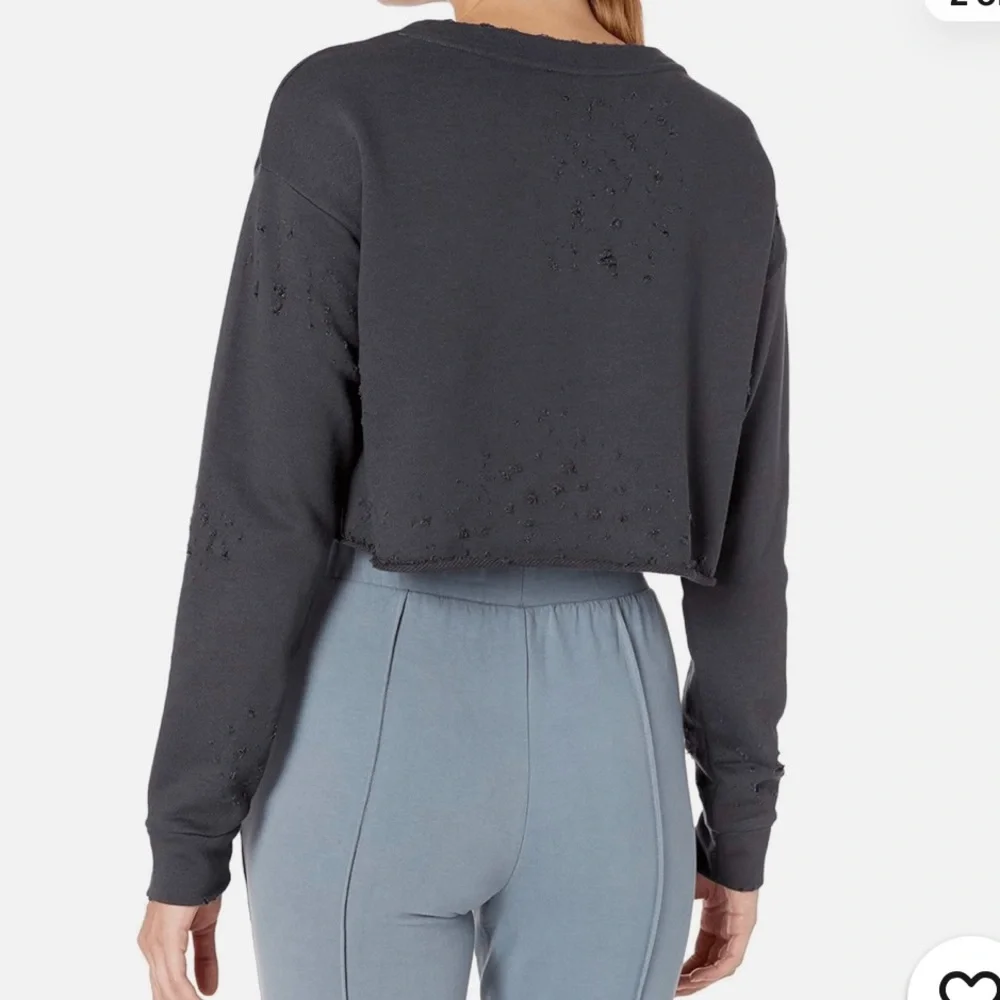 ALO Yoga chic edgy